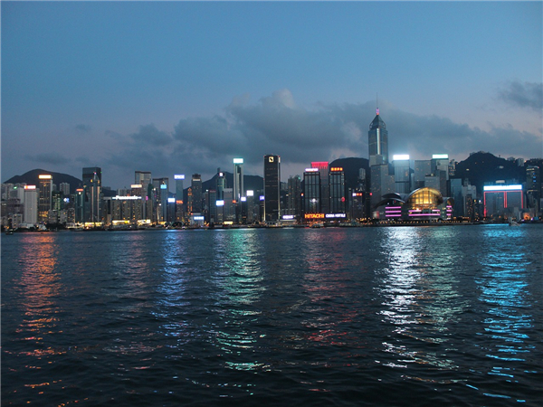 選擇設立香港子公司的原因